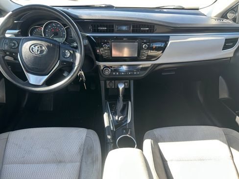 Used 2015 Toyota Corolla L image 14