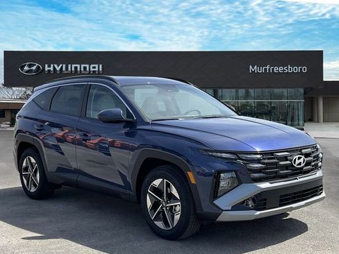 Used 2025 Hyundai Tucson SEL FWD image 3