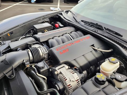 Used 2013 Chevrolet Corvette Grand Sport w/ 2LT Preferred Equipment Group image 26