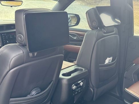 Used 2024 GMC Yukon Denali Ultimate image 26