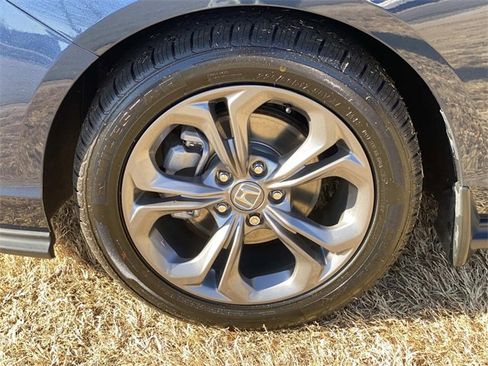 Used 2024 Honda Accord EX image 11