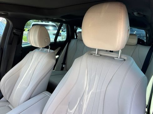 Used 2019 Mercedes-Benz E 450 4MATIC Wagon w/ Premium Package image 28