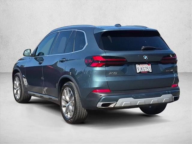 Certified 2024 BMW X5 xDrive40i w/ Premium Package AWD/4WD image 8
