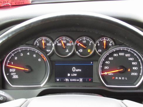 Used 2020 Chevrolet Silverado 1500 RST image 23