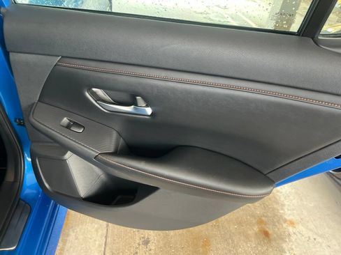 Used 2020 Nissan Sentra SR w/ Premium Package FWD image 15