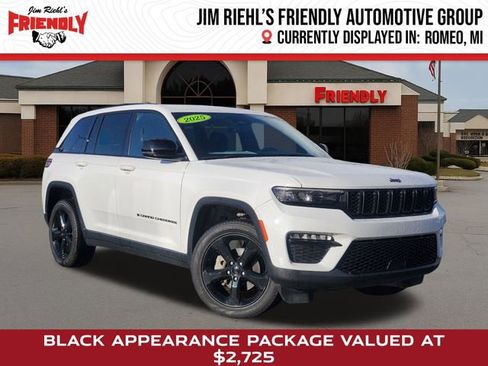 Used 2025 Jeep Grand Cherokee Limited w/ Black Appearance Package AWD/4WD image 1