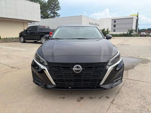 Used 2023 Nissan Altima 2.5 SL FWD image 3