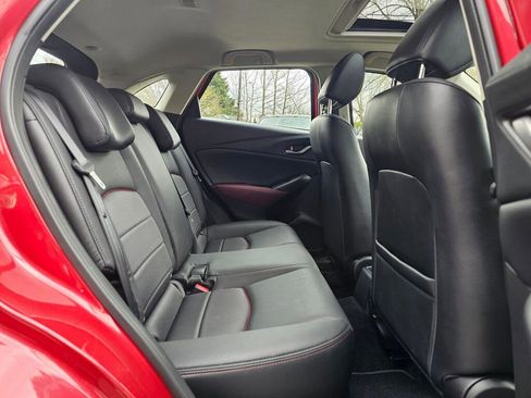 Used 2018 MAZDA CX-3 Touring w/ Preferred Equipment Package AWD/4WD image 13