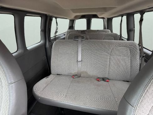 Used 2025 Chevrolet Express 3500 LT w/ LT Preferred Equipment Group RWD image 24
