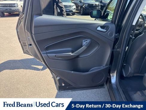 Used 2017 Ford Escape SE w/ Equipment Group 201A AWD/4WD image 15