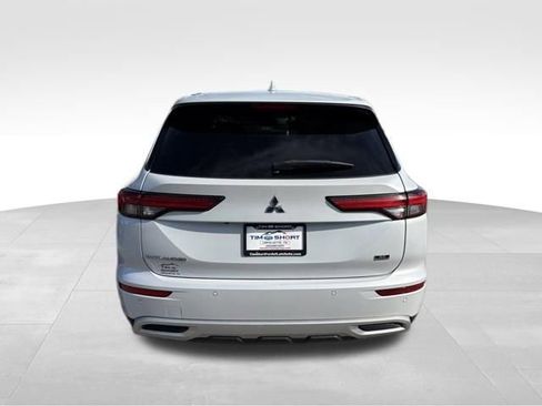 Used 2022 Mitsubishi Outlander SE AWD/4WD image 10
