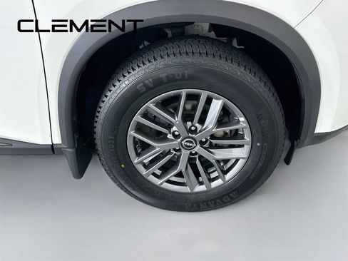 Used 2023 Nissan Rogue S AWD/4WD image 34