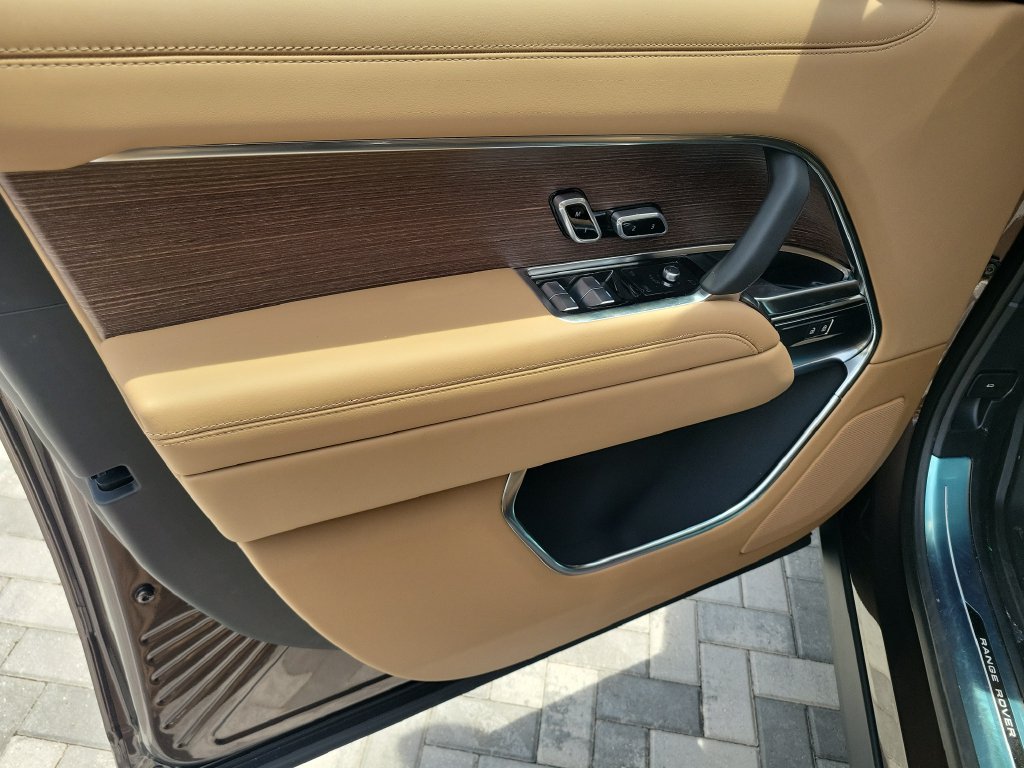 New 2026 Land Rover Range Rover SE AWD/4WD image 23