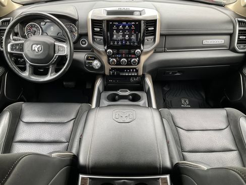 Used 2019 RAM 1500 Laramie AWD/4WD image 23