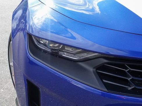 Used 2021 Chevrolet Camaro LT w/ RS Package image 5