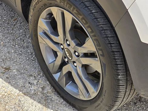 Used 2023 Kia Seltos S FWD image 8
