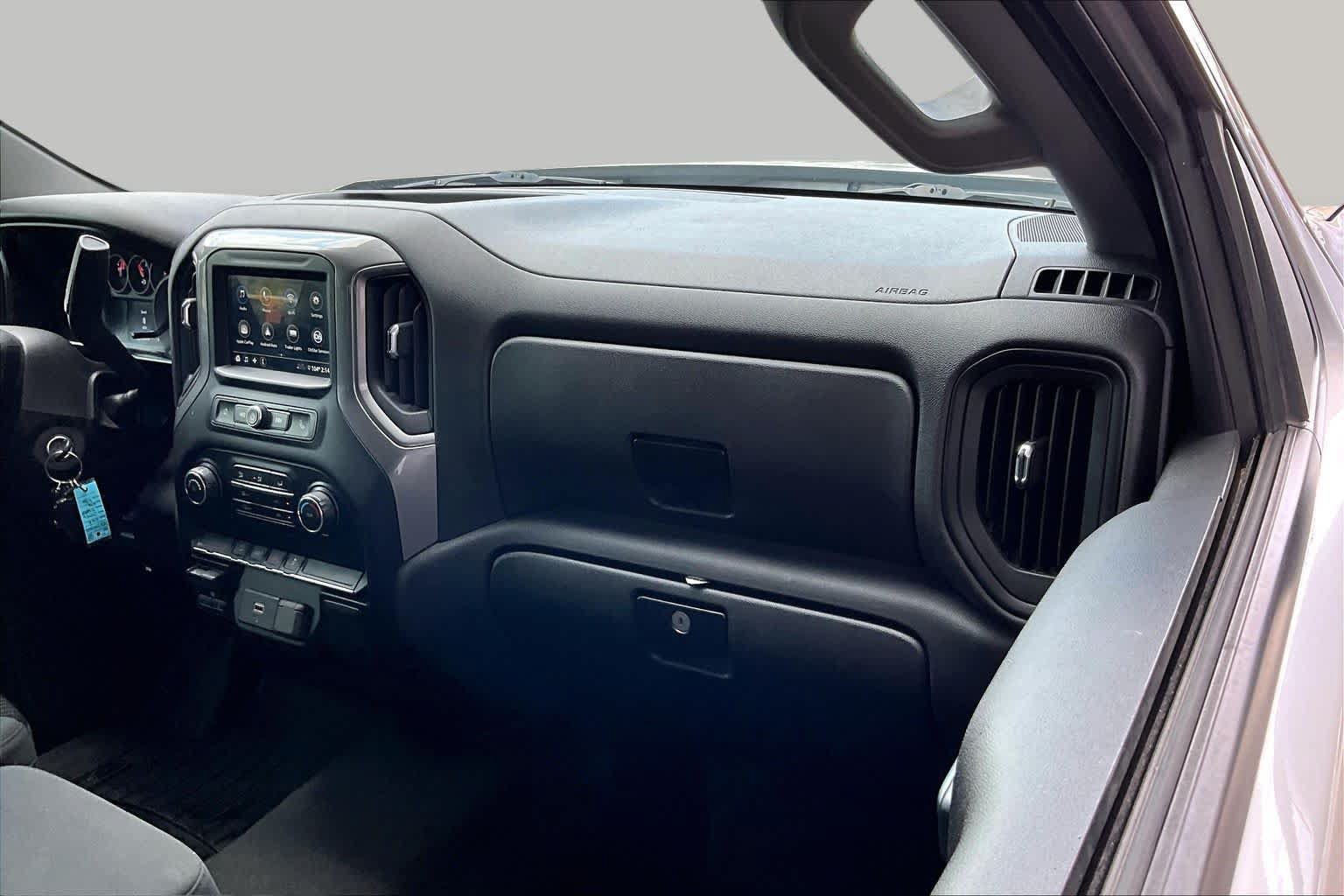 Used 2019 Chevrolet Silverado 1500 Custom Trail Boss w/ Custom Convenience Package AWD/4WD image 17