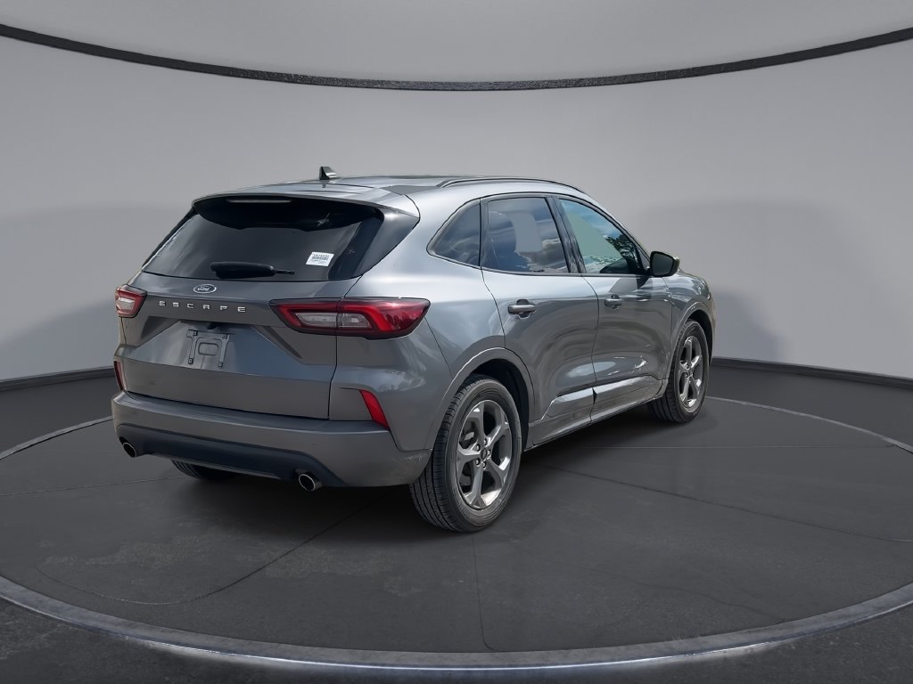 Used 2024 Ford Escape ST-Line FWD image 8