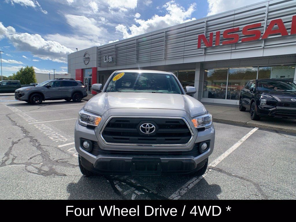 Used 2017 Toyota Tacoma SR5 w/ Tow Package AWD/4WD image 9