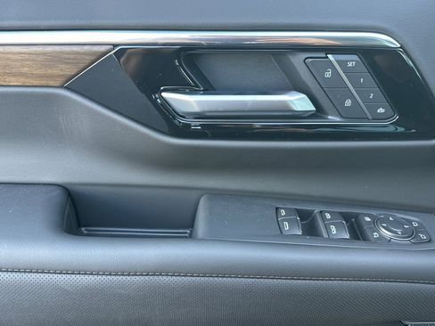 New 2026 Chevrolet Tahoe High Country image 11