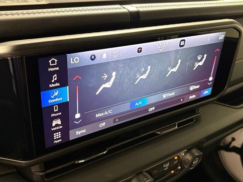 New 2026 Jeep Gladiator Mojave w/ Dual Top Group AWD/4WD image 36