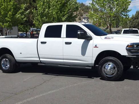 Used 2026 RAM 3500 Tradesman AWD/4WD image 2