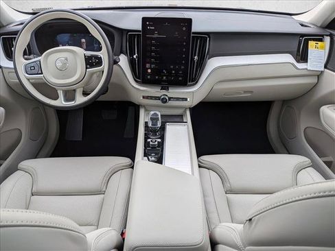 New 2026 Volvo XC60 B5 Ultra w/ Protection Package Premier image 16