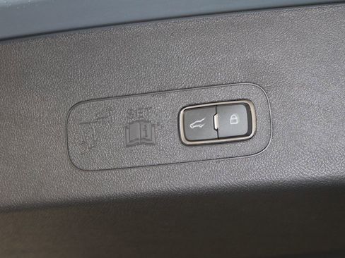 New 2026 Lincoln Aviator Reserve image 16