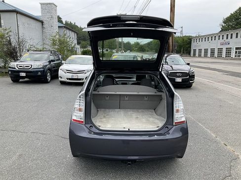 Used 2010 Toyota Prius Three w/ Navigation Pkg FWD image 12