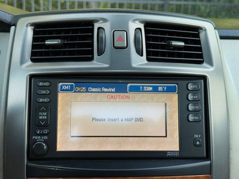 Used 2006 Cadillac XLR RWD image 15