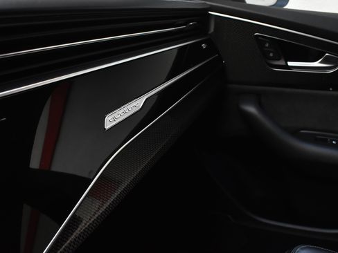 Used 2020 Audi SQ8 Prestige w/ Prestige Package image 43