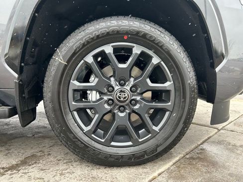 New 2026 Toyota Sequoia Platinum AWD/4WD image 27