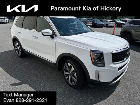 Used 2022 Kia Telluride S AWD/4WD image 3