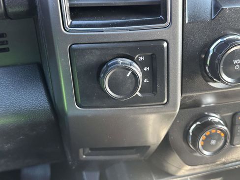 Used 2020 Ford F150 XLT w/ Equipment Group 302A Luxury image 29