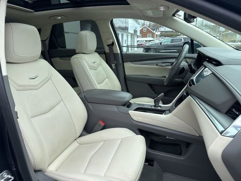 Used 2019 Cadillac XT5 Premium Luxury image 31