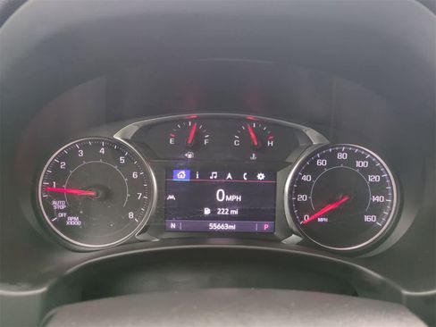 Used 2023 GMC Terrain SLT image 31