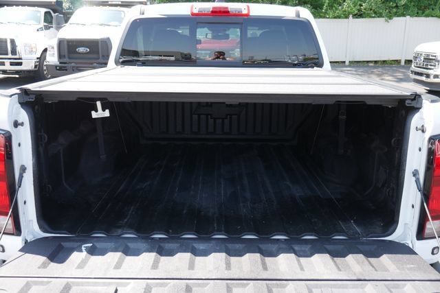 Used 2023 Chevrolet Colorado LT w/ LT Convenience Package III AWD/4WD image 10