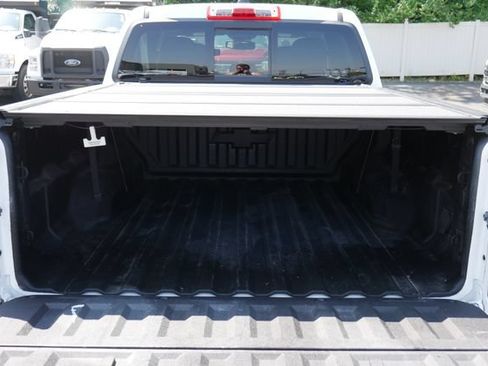 Used 2023 Chevrolet Colorado LT w/ LT Convenience Package III AWD/4WD image 10