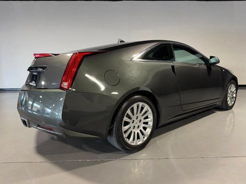Used 2011 Cadillac CTS Premium RWD image 4