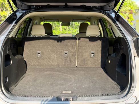 Used 2021 Ford Edge SE AWD/4WD image 7