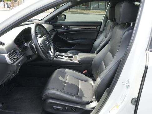 Used 2021 Honda Accord Sport image 16