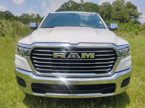 Certified 2025 RAM 1500 Laramie AWD/4WD image 2