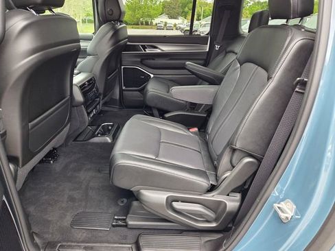 New 2026 Jeep Grand Wagoneer L Limited AWD/4WD image 6
