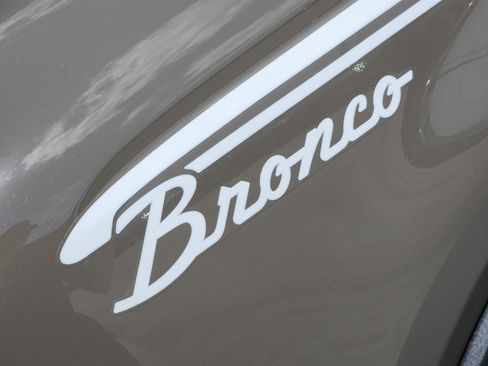 New 2026 Ford Bronco Heritage Edition AWD/4WD image 8