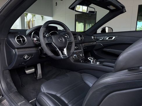Used 2014 Mercedes-Benz SL 63 AMG image 15