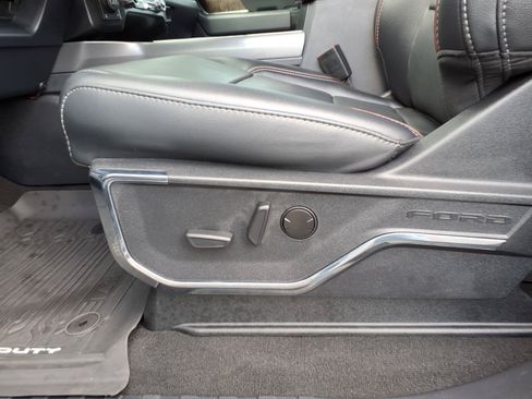 Used 2024 Ford F250 Lariat w/ Lariat Ultimate Package AWD/4WD image 23