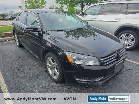 Used 2012 Volkswagen Passat 2.5 SE FWD image 2