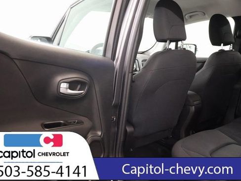 Used 2020 Jeep Renegade Sport FWD image 28