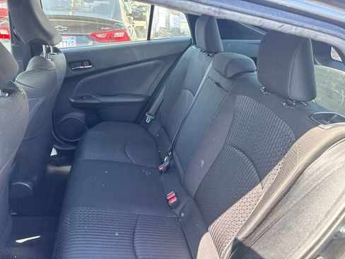 Used 2018 Toyota Prius One w/ Carpet Mat Package FWD image 12