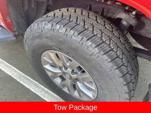 Used 2017 Toyota Tacoma SR5 w/ Tow Package image 8